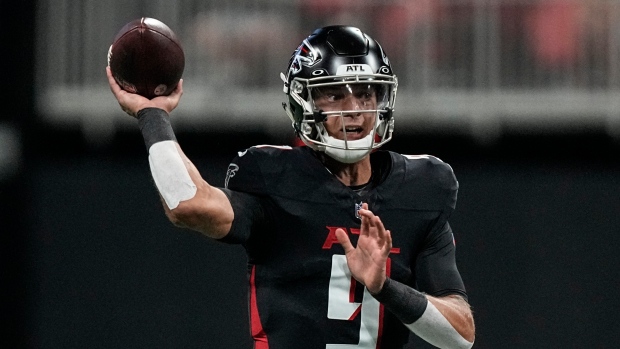 Falcons sticking with Ridder as starting QB