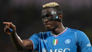 Napoli comes back at Frosinone to get title defence off to winning start