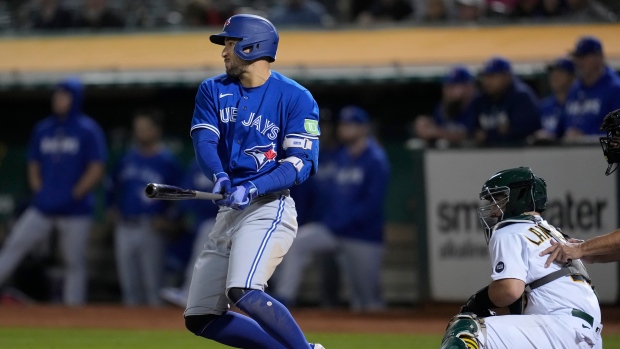 Les Blue Jays de Toronto profitent d’une grosse manche pour battre les Oakland Athletics.  Retour au spot Wild Card