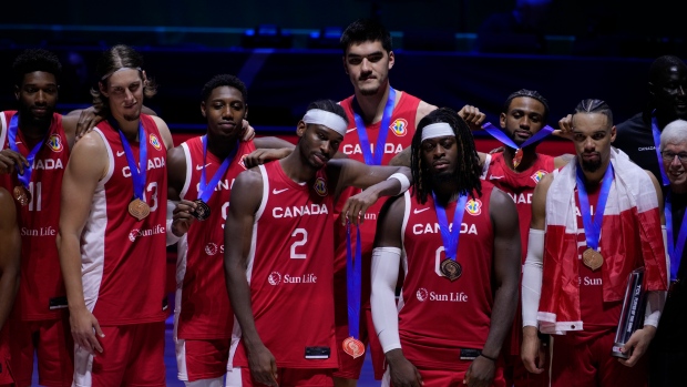 Canada holds off U.S. to win bronze at Basketball World Cup in OT