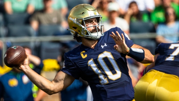 Hartman throws three TD passes as No. 9 Notre Dame knocks off Central Michigan