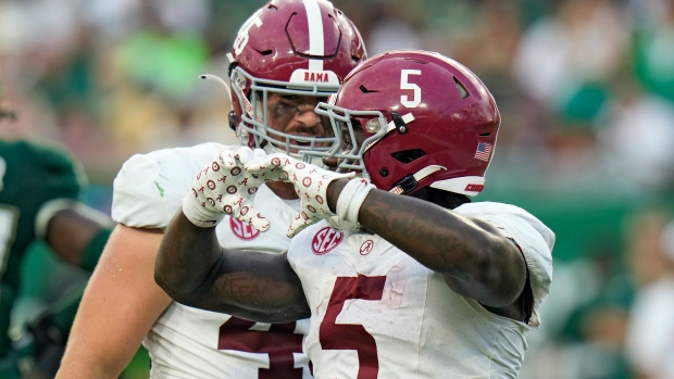 Simpson, Williams help No. 10 Alabama shrug off slow start and beat South Florida