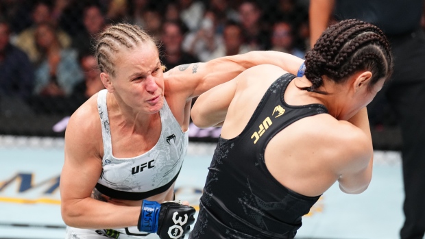 UFC's Shevchenko to have surgery on fractured right thumb