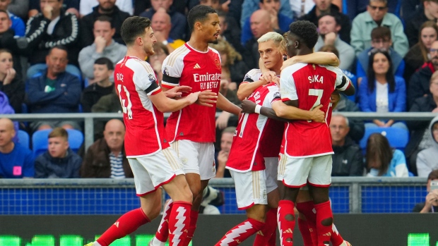Arsenal gets a moment of quality from Trossard's goal in win at Everton in Premier League