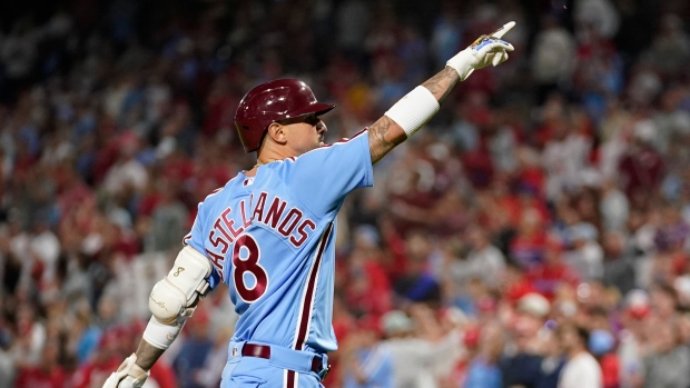 Castellanos drives in four, sets career high in RBIs, to lift Phillies over Mets