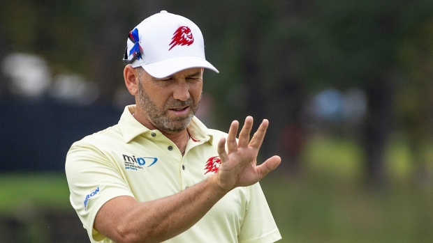 Garcia part of five-way tie for the lead in LIV Golf