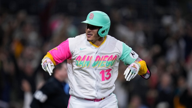 Machado's two homers carry Padres past Cardinals