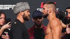 Rafael Fiziev (L) and Mateusz Gamrot