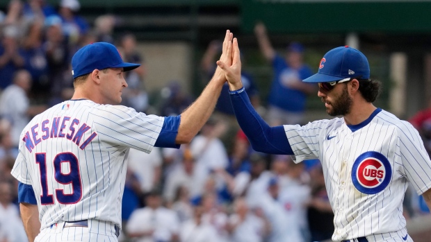 Bellinger hits tiebreaking sacrifice fly as Cubs beat Rockies