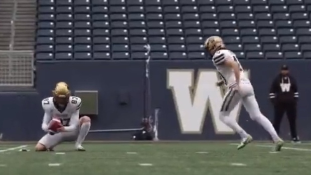 Turner becomes first woman to score in U Sports regular-season football game