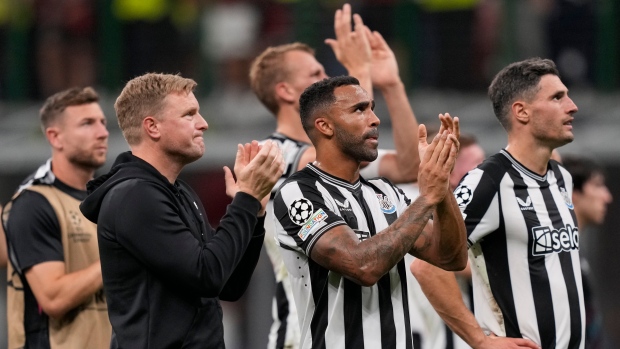 Newcastle equals its biggest EPL win with 8-0 rout at Sheffield United