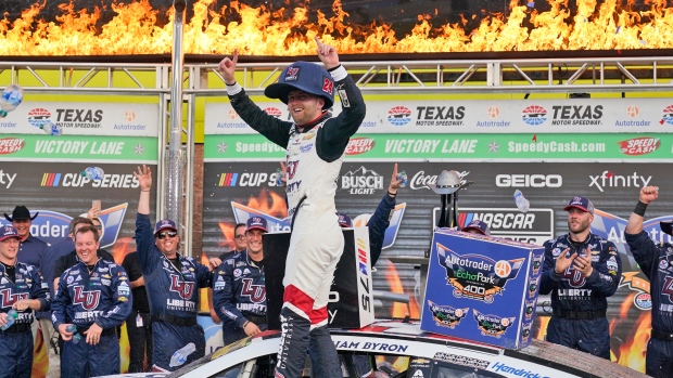 Byron advances to NASCAR's round of 8 with win at Texas, the 300th overall for Hendrick Motorsports
