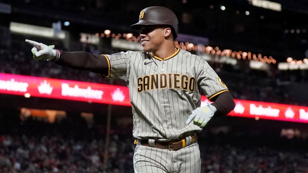 Lugo, Soto keep Padres' slim playoff hopes alive with win over Giants