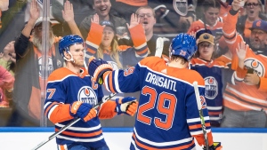 McDavid's OT winner carries Oilers over Canucks