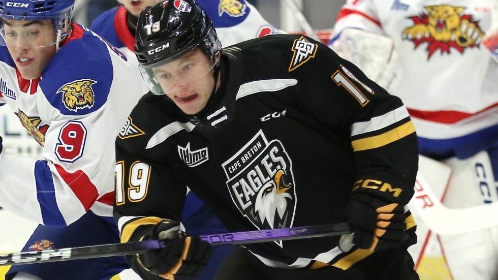 QMJHL roundup: Eagles rally against Sea Dogs to net first win