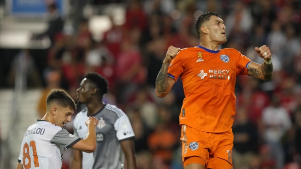 Cincinnati scores late goal to edge Toronto FC