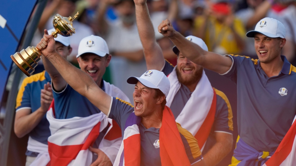 Europe clinches seventh straight Ryder Cup on home soil