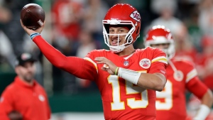 Mahomes takes blame for Chiefs passing struggles: 'I just haven't played very good'