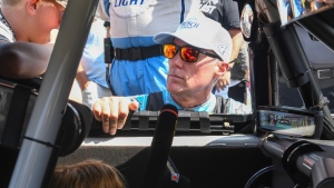 Crew chief denies cheating led to Harvick's disqualification at Talladega