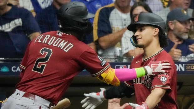 D-Backs finish off Brewers with Wild Card sweep