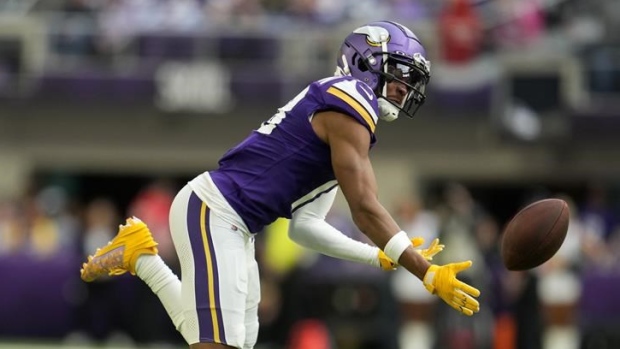 Gwiazda Minnesota Vikings, Justin Jefferson, opuszcza mecz z powodu kontuzji ścięgna podkolanowego