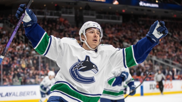 Vancouver Canucks po raz drugi z rzędu pokonali Edmonton Oilers