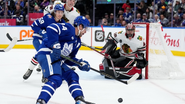 Sheldon Keefe odchodzi z Toronto Maple Leafs po porażce z Chicago Blackhawks