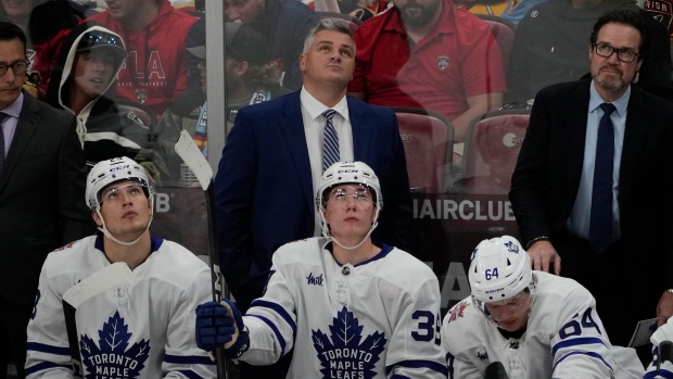 Leafs fans react to the WHITEST damn uniforms they've ever seen