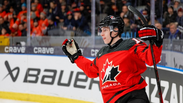 The Czech Republic and Canada were tied after the second period in the quarterfinals at the World Junior Championships