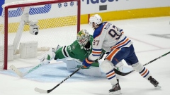 McDavid scores in double overtime, Oilers grab 1-0 lead in Western Conference final Article Image 0