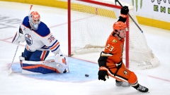 Mason McTavish celebrates vs. Oilers