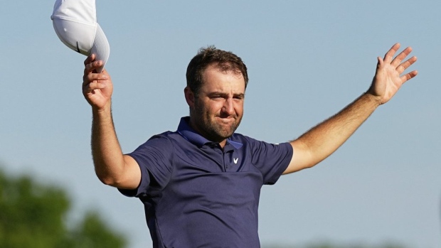 Scottie Scheffler wins PGA Championship for 3rd major title Article Image 0, The Canadian Press Scottie Scheffler wins PGA Championship for 3rd major title Article Image 0