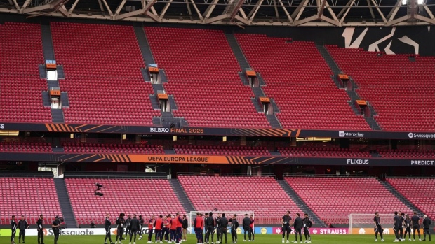 Man United gets boost ahead of Europa League final against Tottenham as 3 players return Article Image 0, The Canadian Press Man United gets boost ahead of Europa League final against Tottenham as 3 players return Article Image 0
