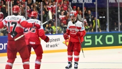 Nikolaj Ehlers celebrates