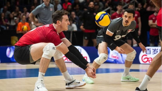 Record crowd watches Canada drop tough Volleyball Nations League match to France Article Image 0, The Canadian Press Record crowd watches Canada drop tough Volleyball Nations League match to France Article Image 0