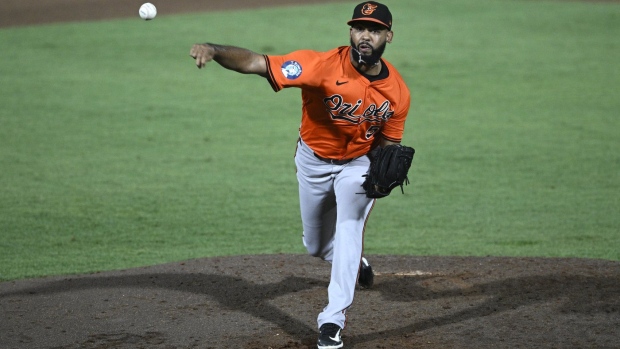 Split doubleheader: Domínguez traded from Orioles to Blue Jays in between games against each other Article Image 0