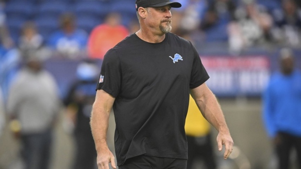 NFL kicks off preseason with moment of silence after shooting that killed 4 people in New York Article Image 0