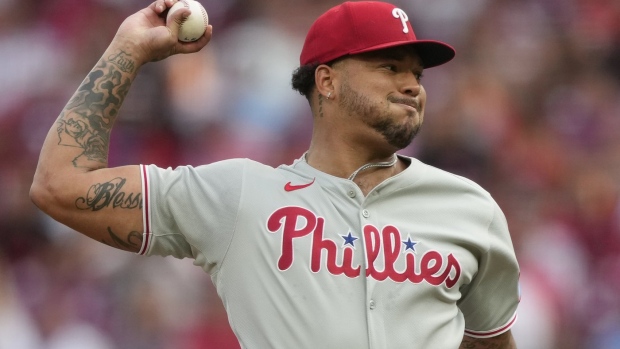 Schwarber hits his 42nd homer in a 4-run 8th inning as the Phillies rally past the Reds Article Image 0