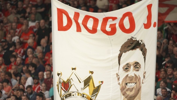 Anfield full of emotion during tribute to Diogo Jota and his brother at Liverpool-Bournemouth match Article Image 0, The Canadian Press Anfield full of emotion during tribute to Diogo Jota and his brother at Liverpool-Bournemouth match Article Image 0