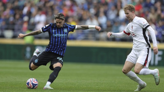 Atalanta signs Poland wing-back Nicola Zalewski after short stay at Inter Milan Article Image 0, The Canadian Press Atalanta signs Poland wing-back Nicola Zalewski after short stay at Inter Milan Article Image 0