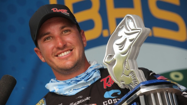Canadian Chris Johnston still in hunt for second straight Elite Series title Article Image 0, The Canadian Press Canadian Chris Johnston still in hunt for second straight Elite Series title Article Image 0