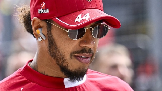 Lewis Hamilton wants to rediscover the joy in F1 after a gloomy start at Ferrari Article Image 0