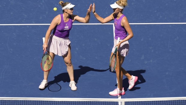 CP NewsAlert: Canada's Dabrowski and Routliffe win U.S. Open women's doubles title Article Image 0
