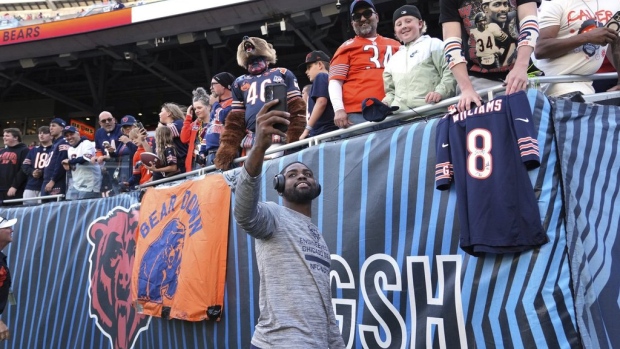 Bears cornerbacks Jaylon Johnson and Kyler Gordon sidelined for season opener against Minnesota Article Image 0