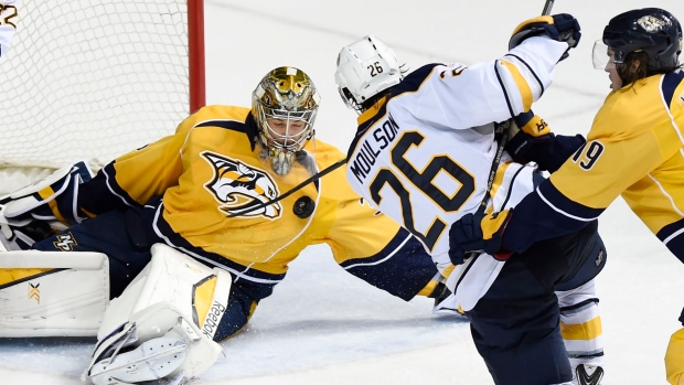 Pekka Rinne stops Matt Moulson