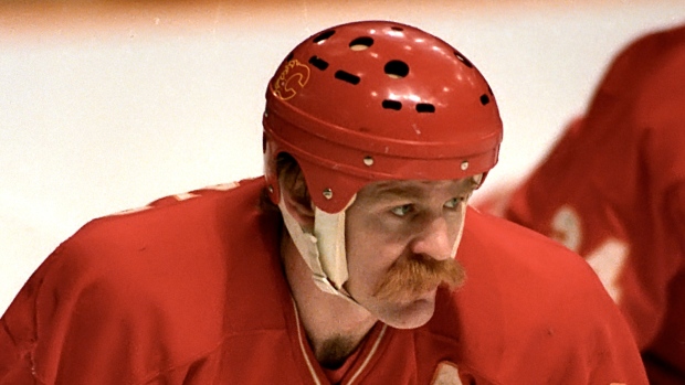 Brier fan group pays tribute to NHL great Lanny McDonald