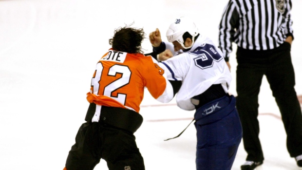 Riley Cote fights Andre Deveaux