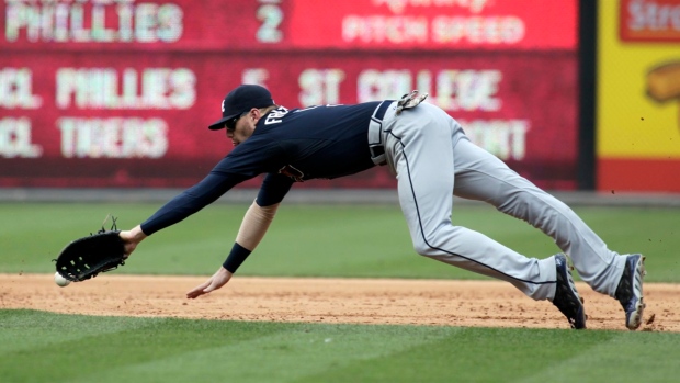 Justin Upton helps Braves rout Phillies 10-3 in doubleheader opener Article Image 0
