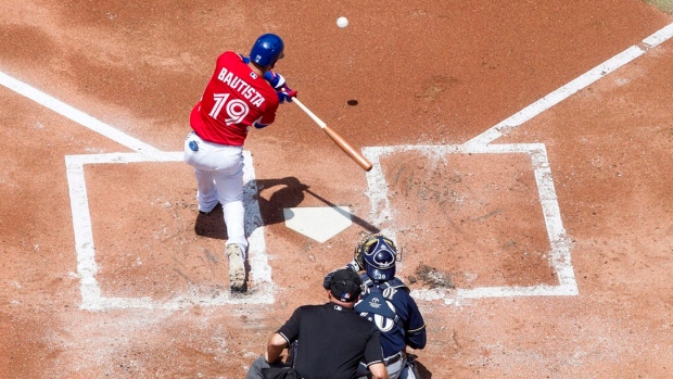 Bautista homers in return as Blue Jays beat Brewers on Canada Day