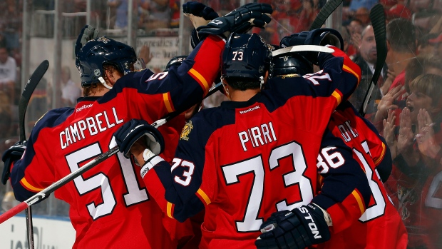 jagr smith score twice panthers rout flyers article tsn flyers panthers score